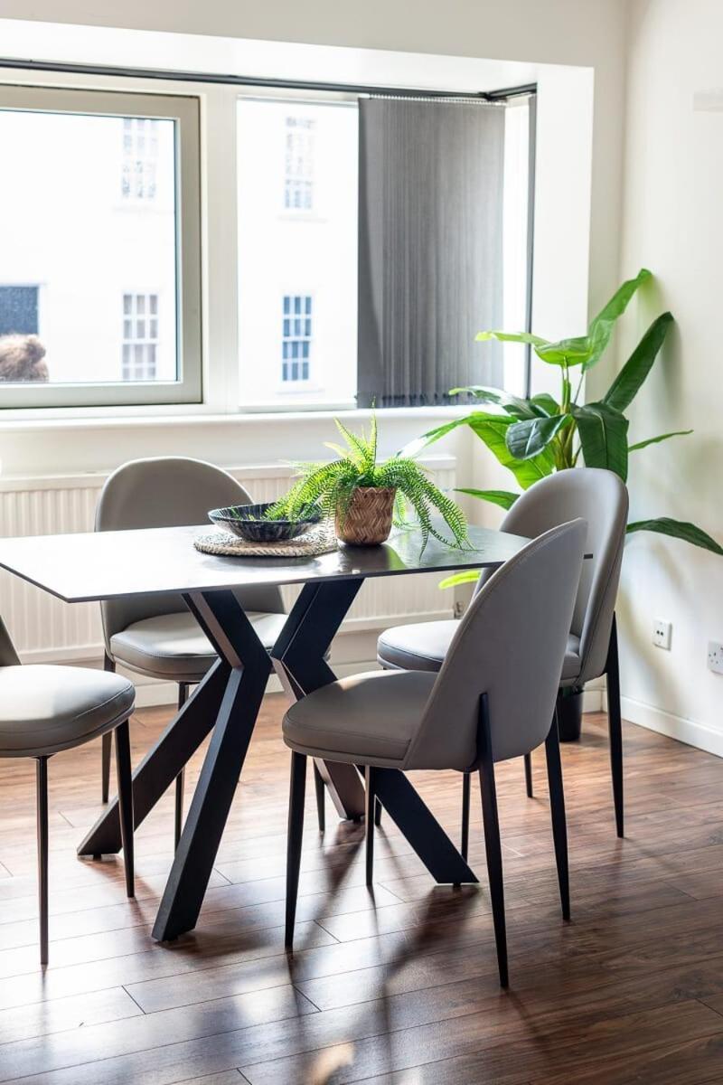 City Center,2 Bedroom Apartment With Parking Кембридж Экстерьер фото