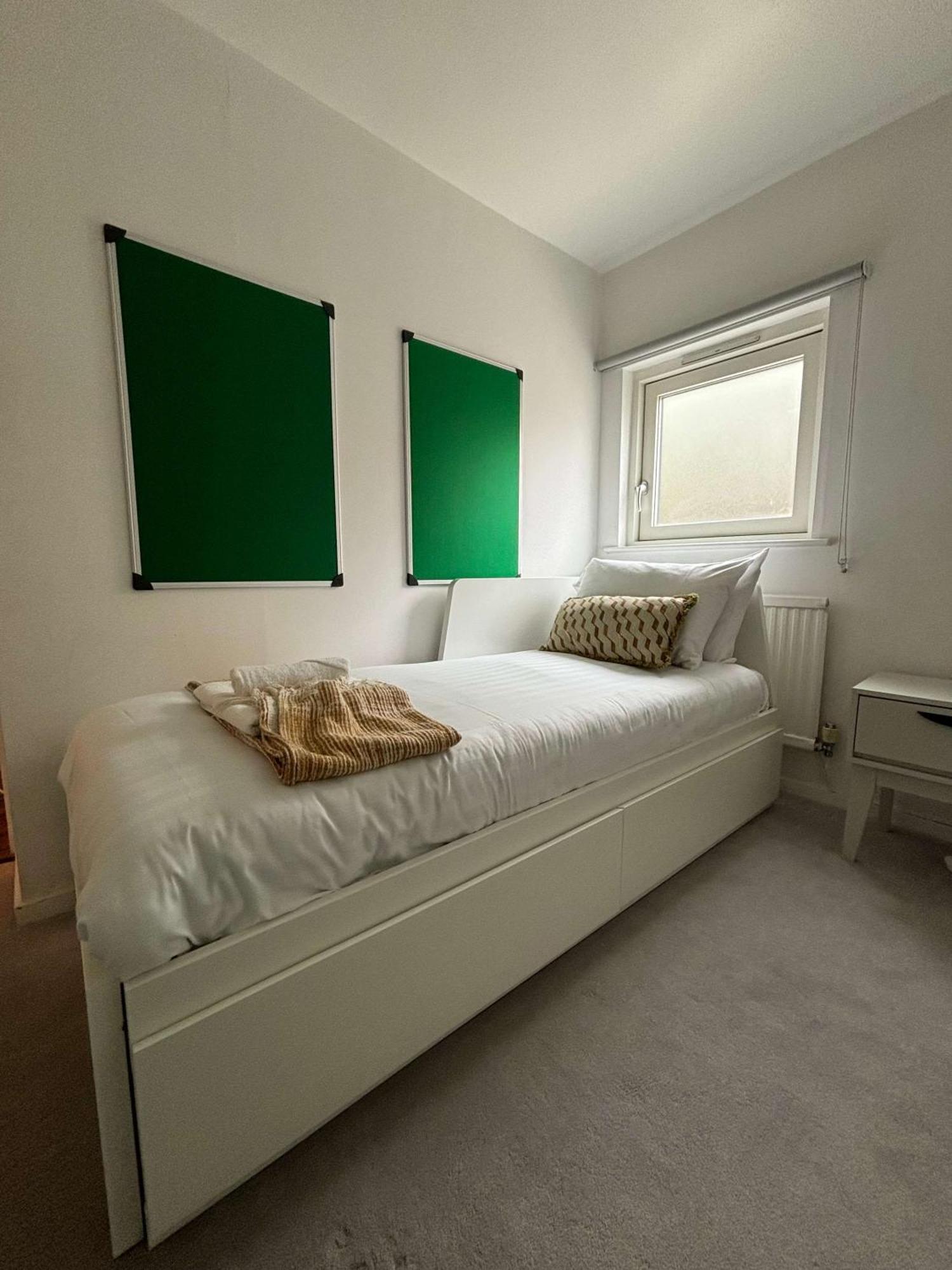 City Center,2 Bedroom Apartment With Parking Кембридж Экстерьер фото
